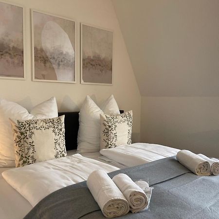 Raha Apartments - Modernes Studio-Apartment - Hbf - Gratis Parkplatz Erfurt Bagian luar foto